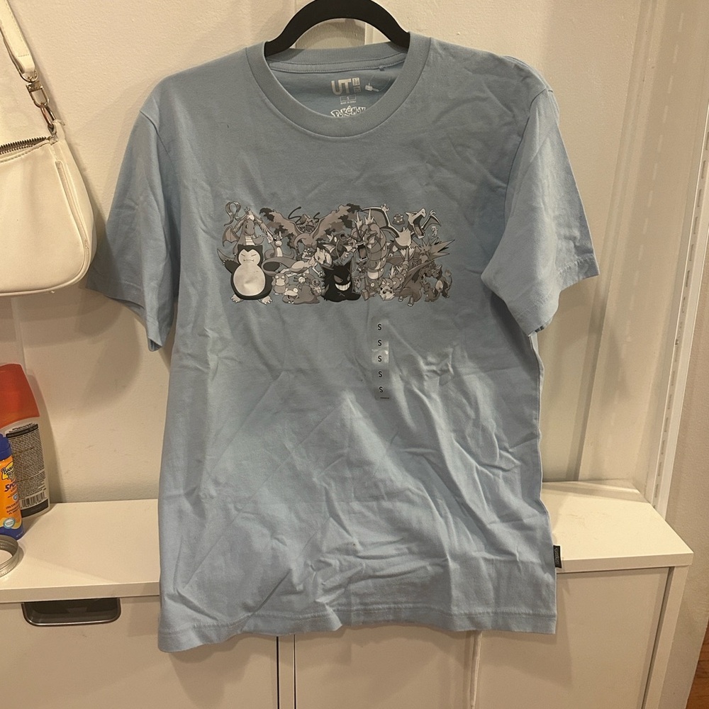 Uniqlo Sky Blue Graphic Short Sleeve Tee